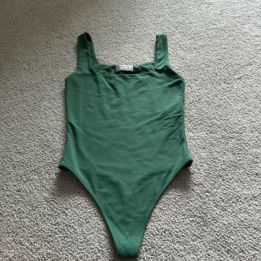 Aritzia contour bodysuit xs worn once